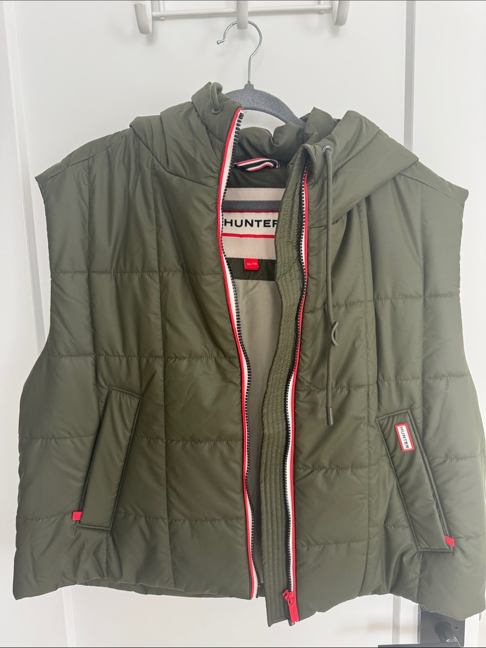 Hunter‎ Olive Hooded Quilted Puffer Vest with Red-Trim Zipper